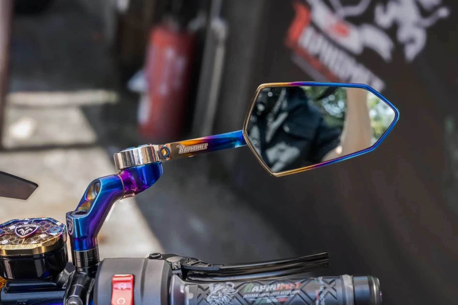 正鈦合金CNC端子鏡